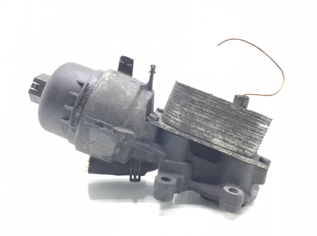Корпус масляного фильтра для Citroen C5, 2008 г. 2.0 HDi дизель б/у — фото 2