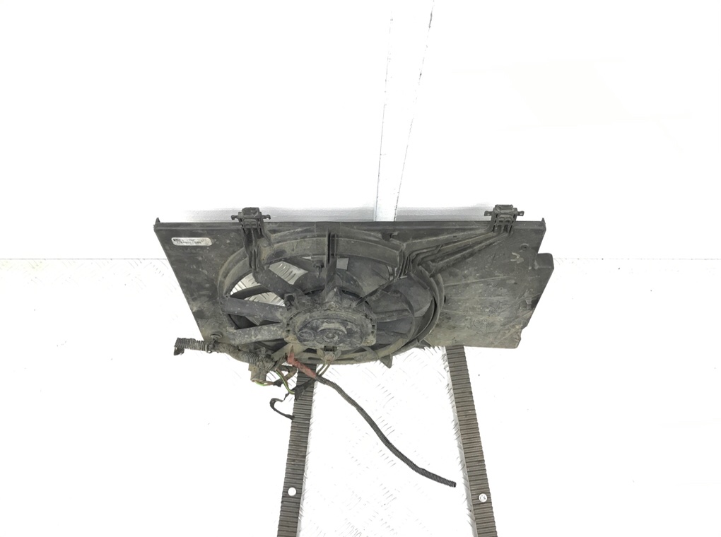 Вентилятор радиатора для Ford Fiesta, 2010 г. 1.4 TDCI дизель б/у — фото 2