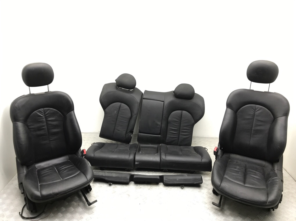 Салон (комплект сидений) для Mercedes CLK W209, 2008 г. 2.2 CDi дизель б/у
