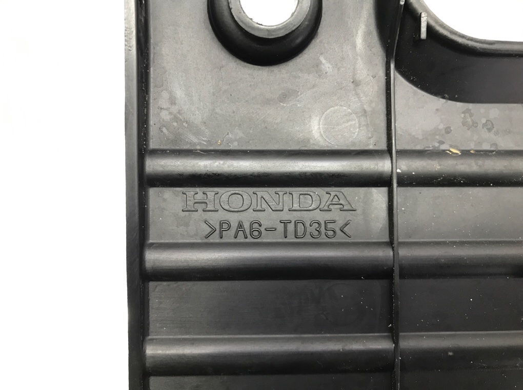 Декоративная крышка двигателя для Honda CR-V, 2003 г. 2.0 i бензин б/у — фото 5