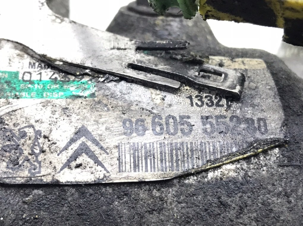 Компрессор кондиционера для Citroen C5, 2008 г. 1.6 HDi дизель б/у — фото 5