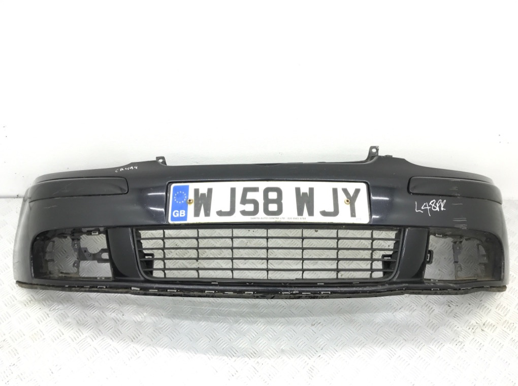Бампер передний для Volkswagen Golf, 2008 г. 1.9 TDi дизель б/у
