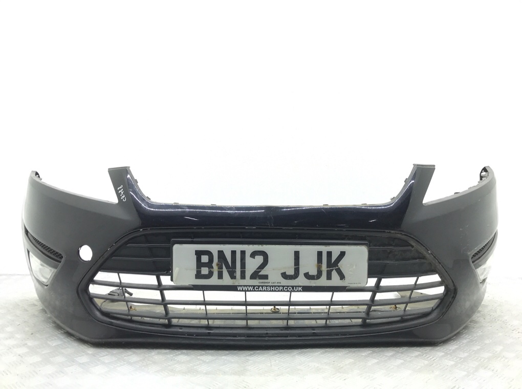 Бампер передний для Ford Mondeo, 2012 г. 1.6 TDCi дизель б/у