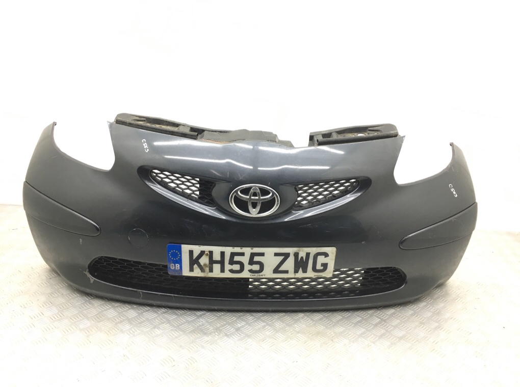 Бампер передний для Toyota Aygo, 2006 г. 1.0 i бензин б/у