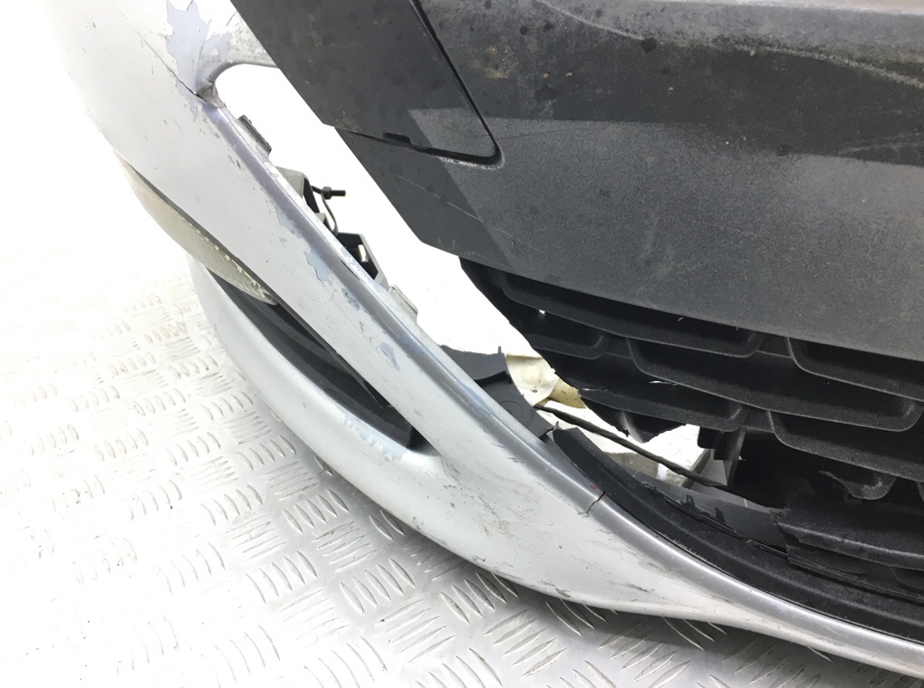 Бампер передний для Opel Astra, 2013 г. 1.7 CDTi дизель б/у — фото 11