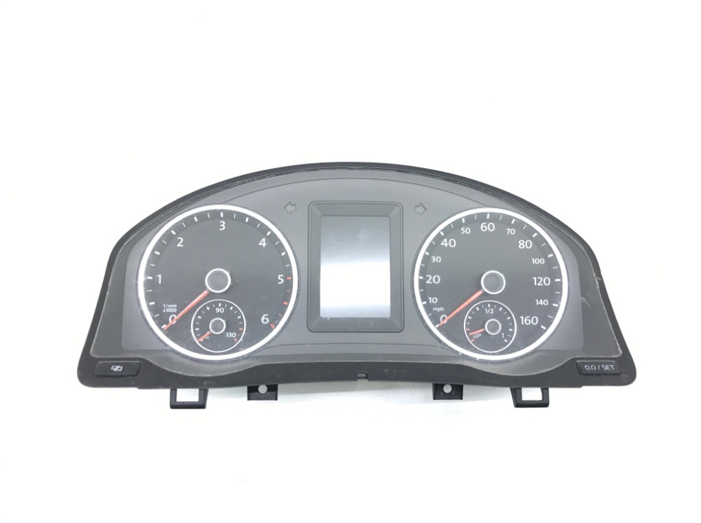 Щиток приборов (приборная панель) для Volkswagen Tiguan, 2009 г. 2.0 TDi дизель б/у