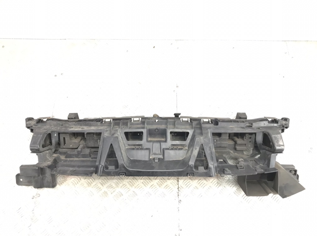 Планка под капот для Peugeot 5008, 2011 г. 1.6 HDi дизель б/у