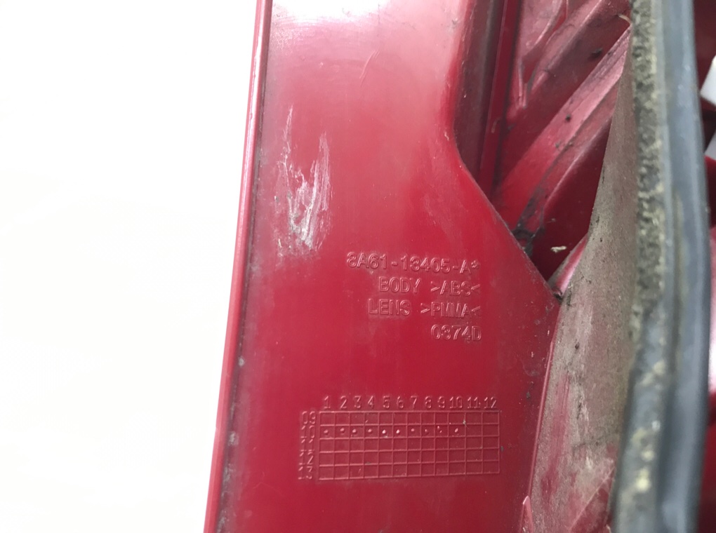 Фонарь задний левый для Ford Fiesta, 2010 г. 1.4 TDCI дизель б/у — фото 5
