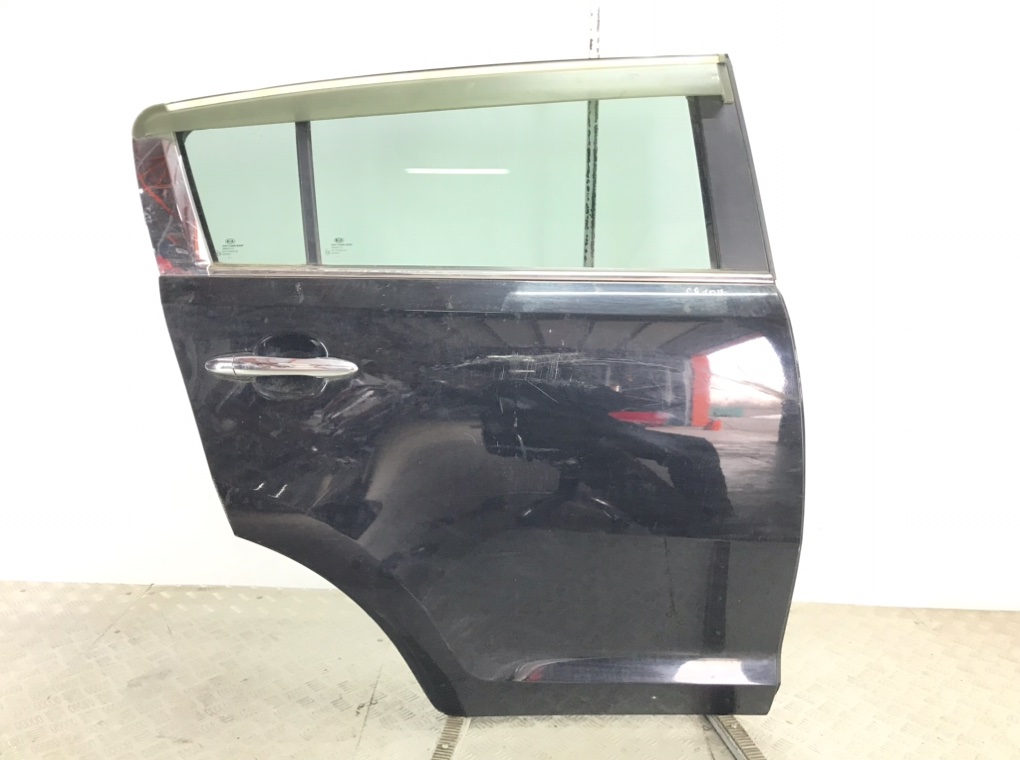Дверь задняя правая для Kia Sportage, 2011 г. 2.0 CRDi дизель б/у