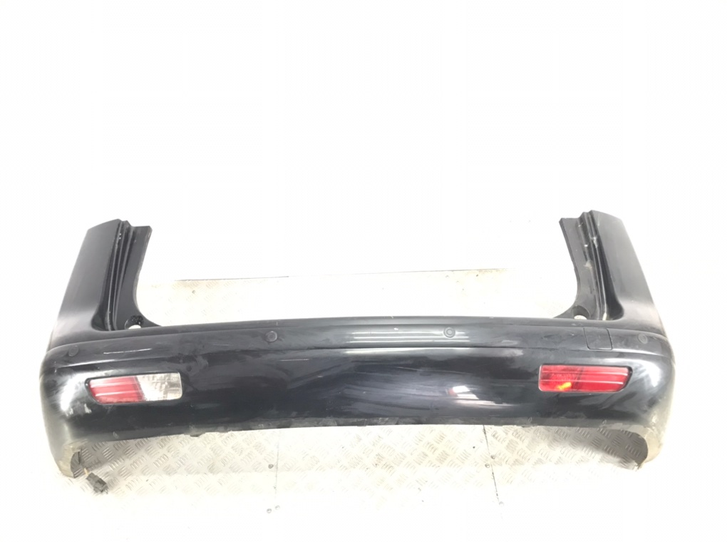 Бампер задний для Peugeot 5008, 2011 г. 1.6 HDi дизель б/у