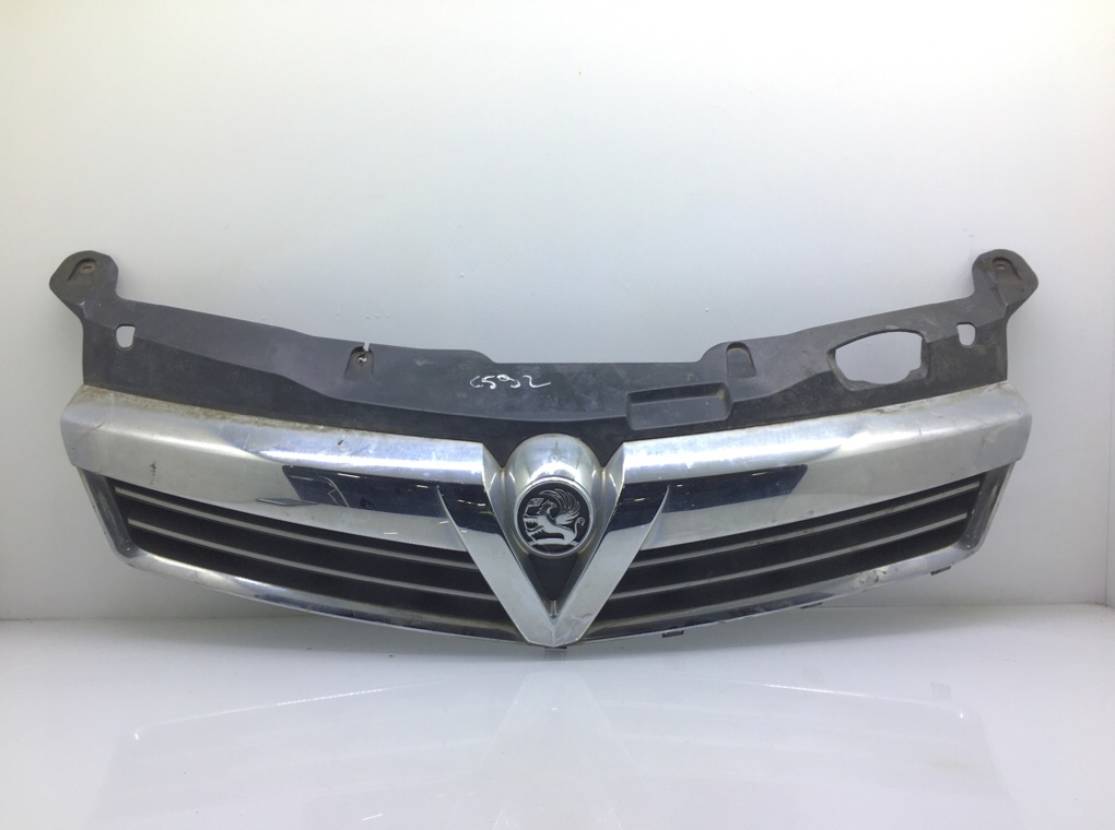 Решетка радиатора для Opel Astra, 2007 г. 1.6 i бензин б/у