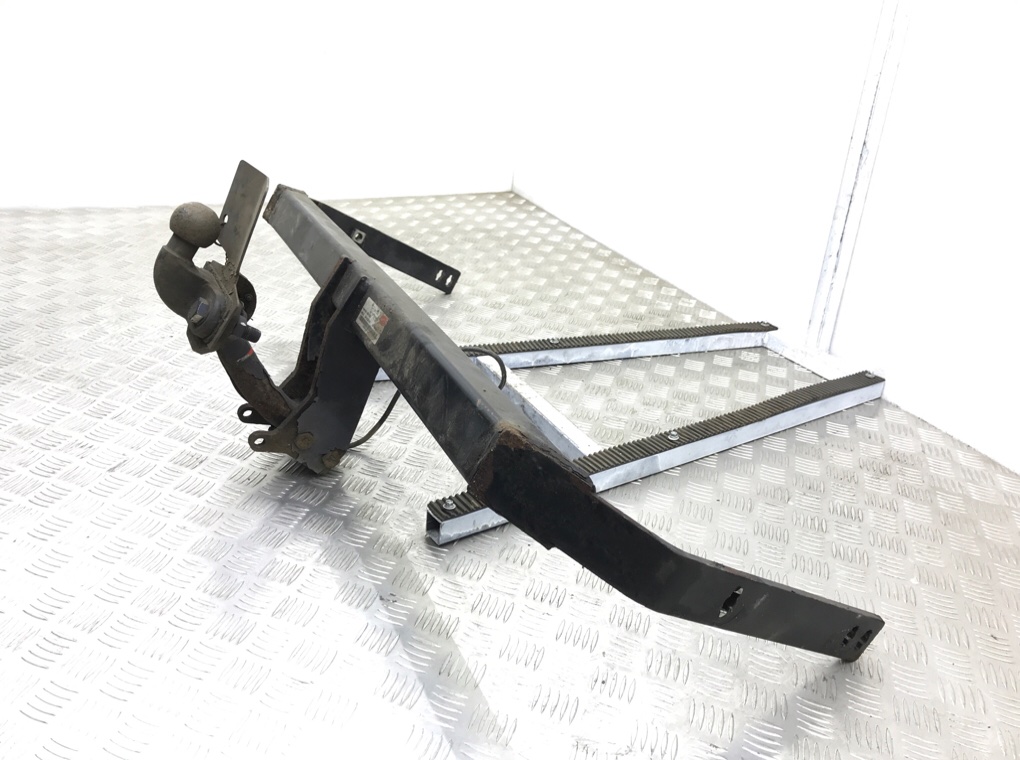 Прицепное устройство (фаркоп) для Seat Toledo, 2006 г. 1.9 TDi дизель б/у — фото 4