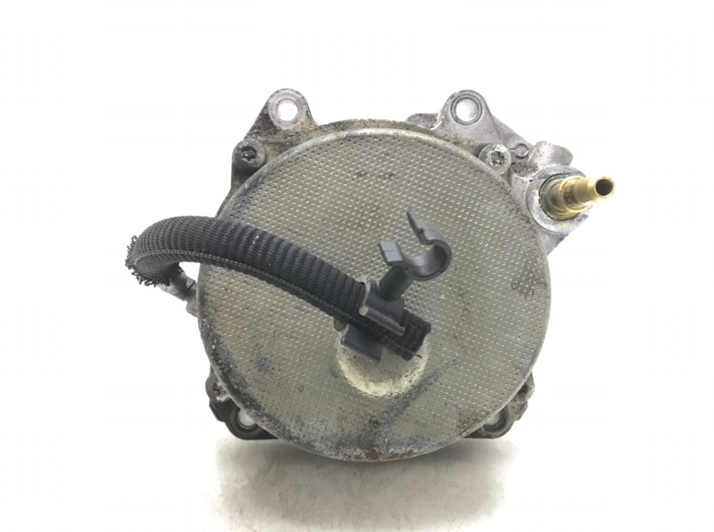 Насос вакуумный для Opel Insignia, 2012 г. 2.0 CDTi дизель б/у — фото 2