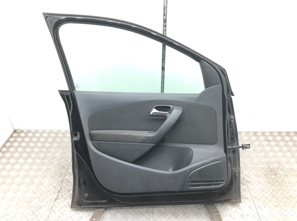 Дверь передняя левая для Volkswagen Polo, 2013 г. 1.2 i бензин б/у — фото 3