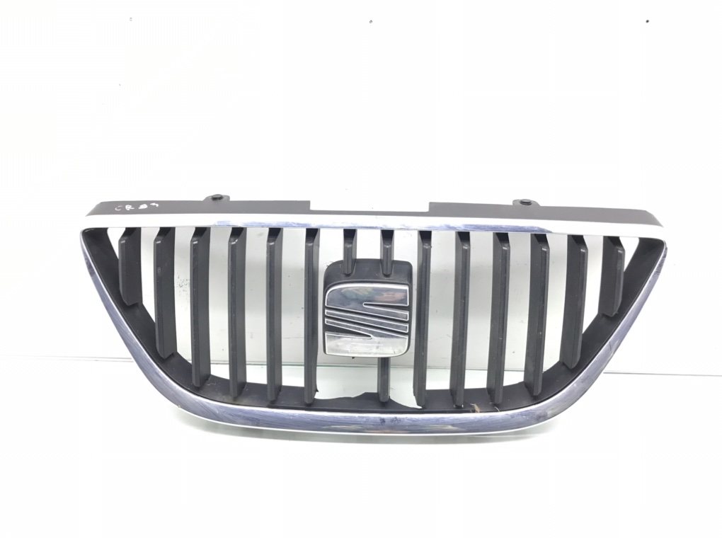 Решетка радиатора для Seat Ibiza, 2010 г. 1.4 i бензин б/у