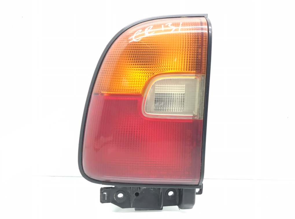Фонарь задний левый для Toyota RAV4, 1996 г. 2.0 i бензин б/у