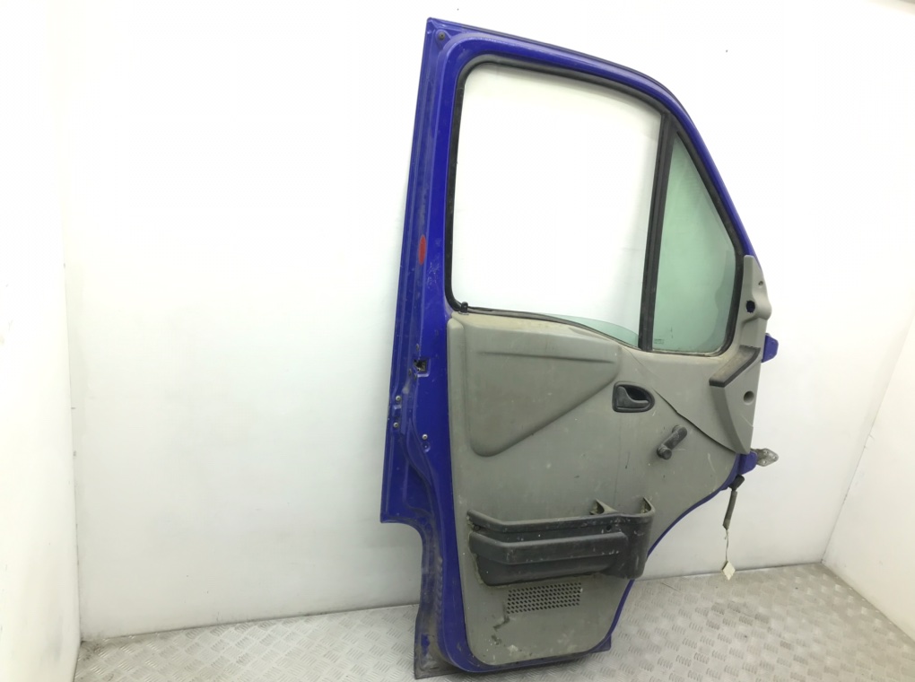 Дверь передняя левая для Renault Master, 2003 г. 2.2 DCi дизель б/у — фото 4