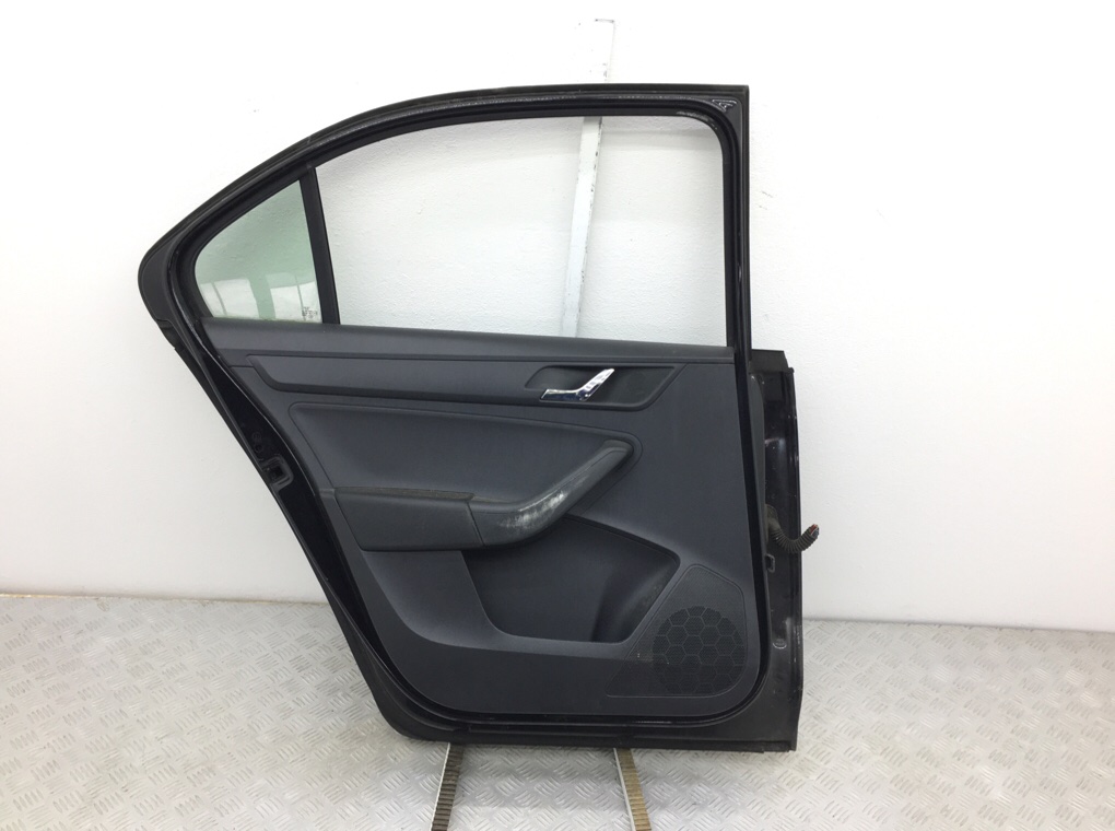 Дверь задняя левая для Skoda Rapid, 2013 г. 1.2 TSI бензин б/у — фото 4