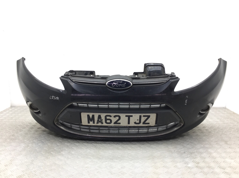 Бампер передний для Ford Fiesta, 2012 г. 1.4 TDCI дизель б/у