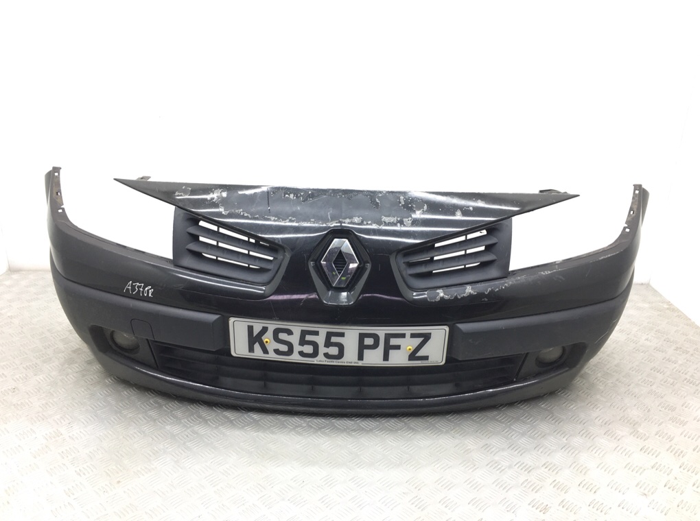 Бампер передний для Renault Megane, 2005 г. 1.4 i бензин б/у