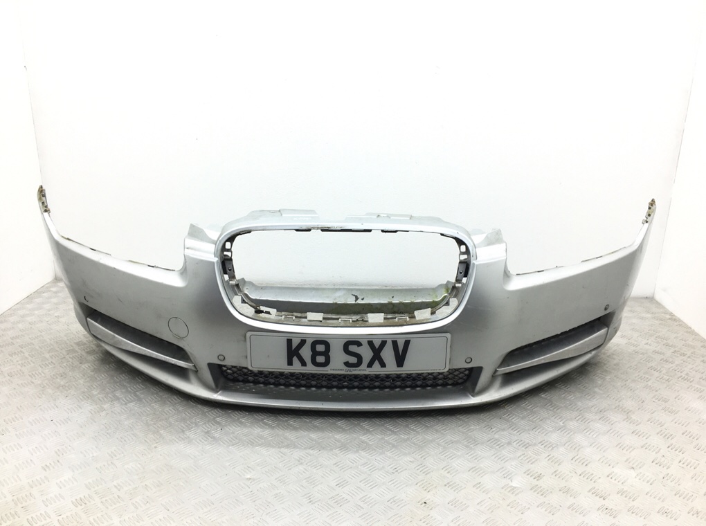 Бампер передний для Jaguar XF, 2010 г. 3.0 TD дизель б/у
