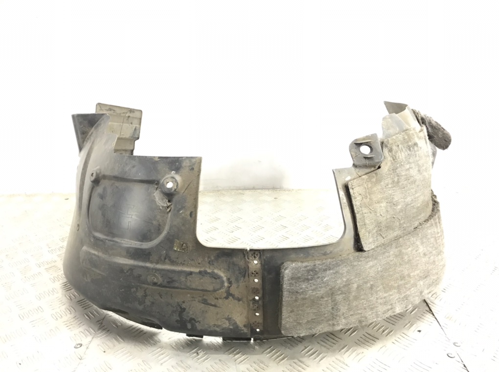 Защита арок передняя левая (подкрылок) для Hyundai ix35, 2013 г. 2.0 CRDi дизель б/у