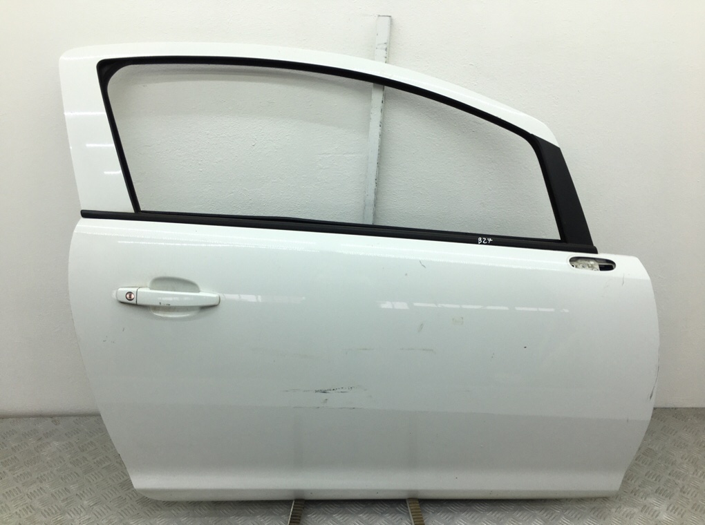 Дверь передняя правая для Opel Corsa, 2012 г. 1.2 i бензин б/у