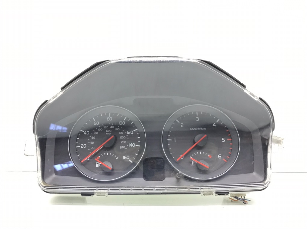 Щиток приборов (приборная панель) для Volvo S40, 2009 г. 2.0 TD дизель б/у