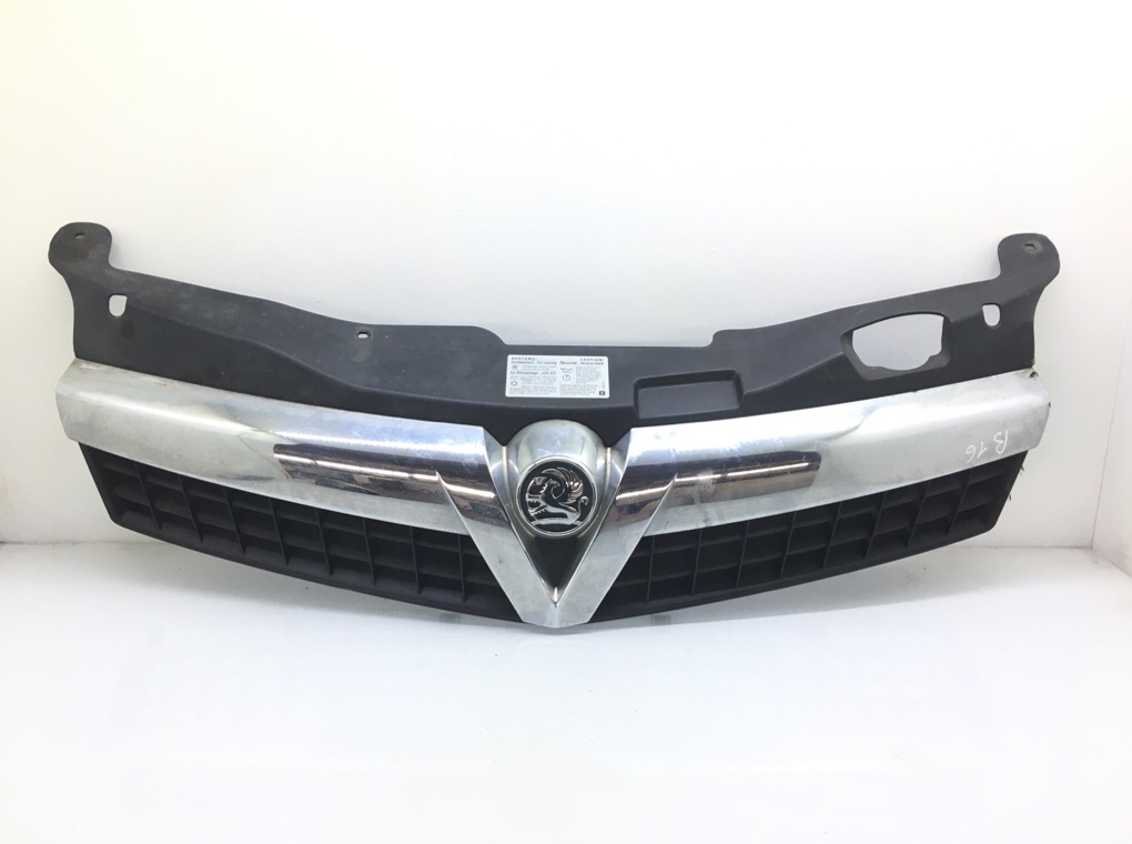Решетка радиатора для Opel Astra, 2009 г. 1.8 i бензин б/у
