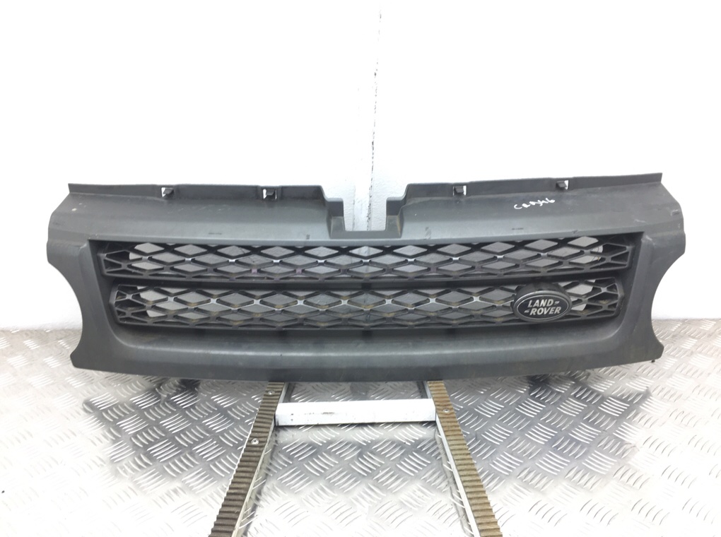 Решетка радиатора для Land Rover Range Rover Sport, 2010 г. 3.0 TD дизель б/у