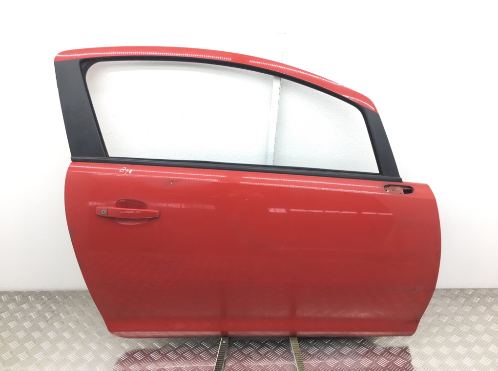Дверь передняя правая для Opel Corsa, 2012 г. 1.4 i бензин б/у