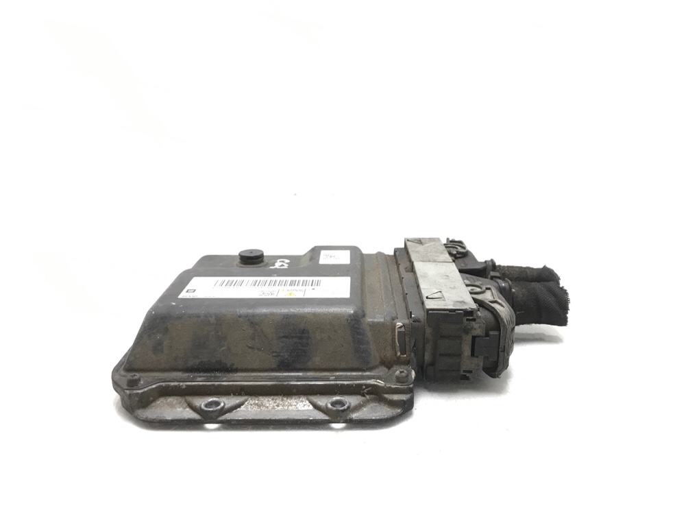 Блок управления двигателем для Opel Astra, 2010 г. 1.7 CDTi дизель б/у — фото 4