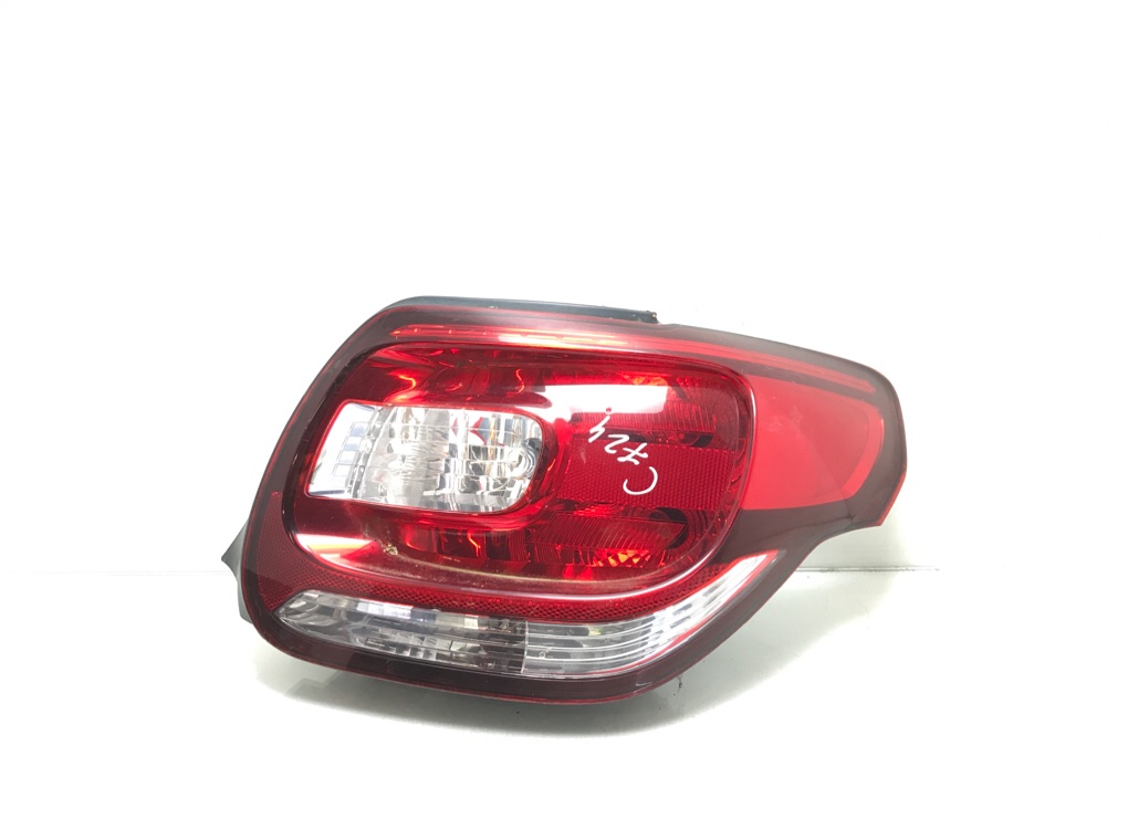 Фонарь задний правый для Citroen DS3, 2010 г. 1.6 Ti бензин б/у