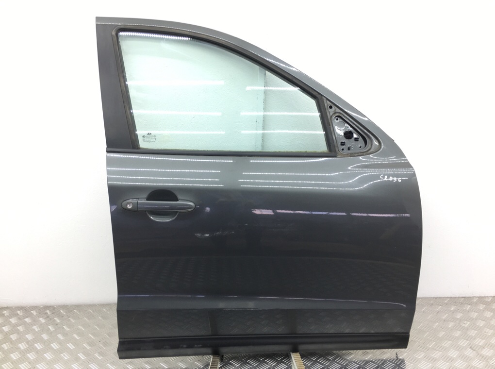 Дверь передняя правая для Hyundai Santa Fe, 2008 г. 2.2 CRDi дизель б/у
