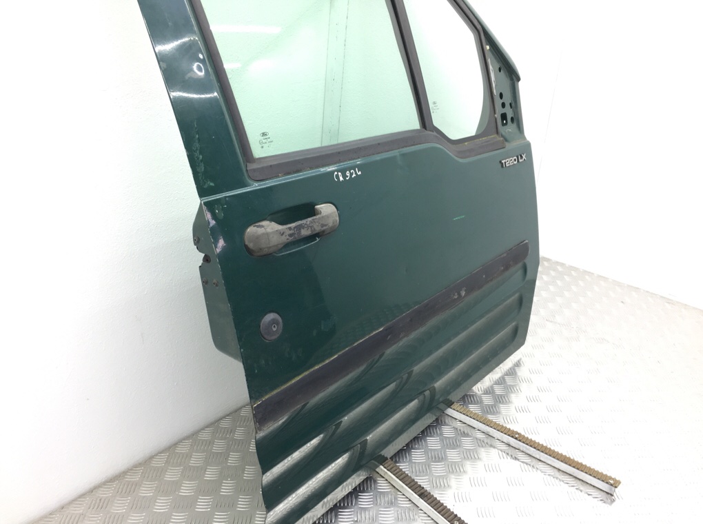 Дверь передняя правая для Ford Transit Connect, 2005 г. 1.8 TDCi дизель б/у — фото 2
