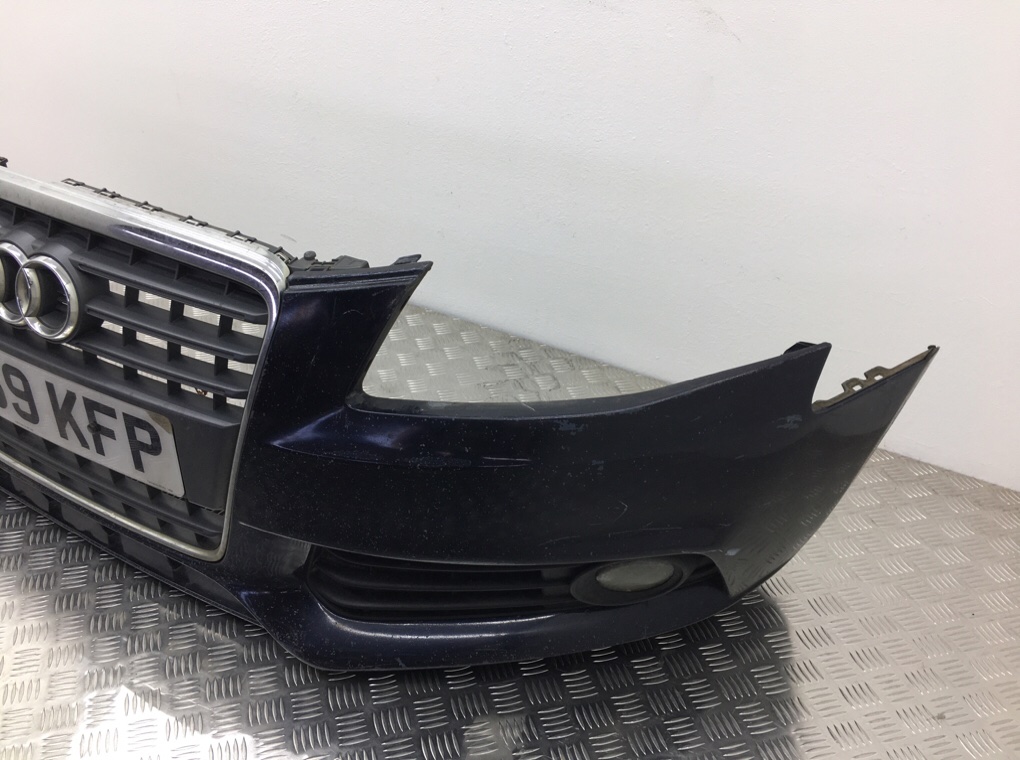 Бампер передний для Audi A4, 2009 г. 2.0 TDi дизель б/у — фото 4
