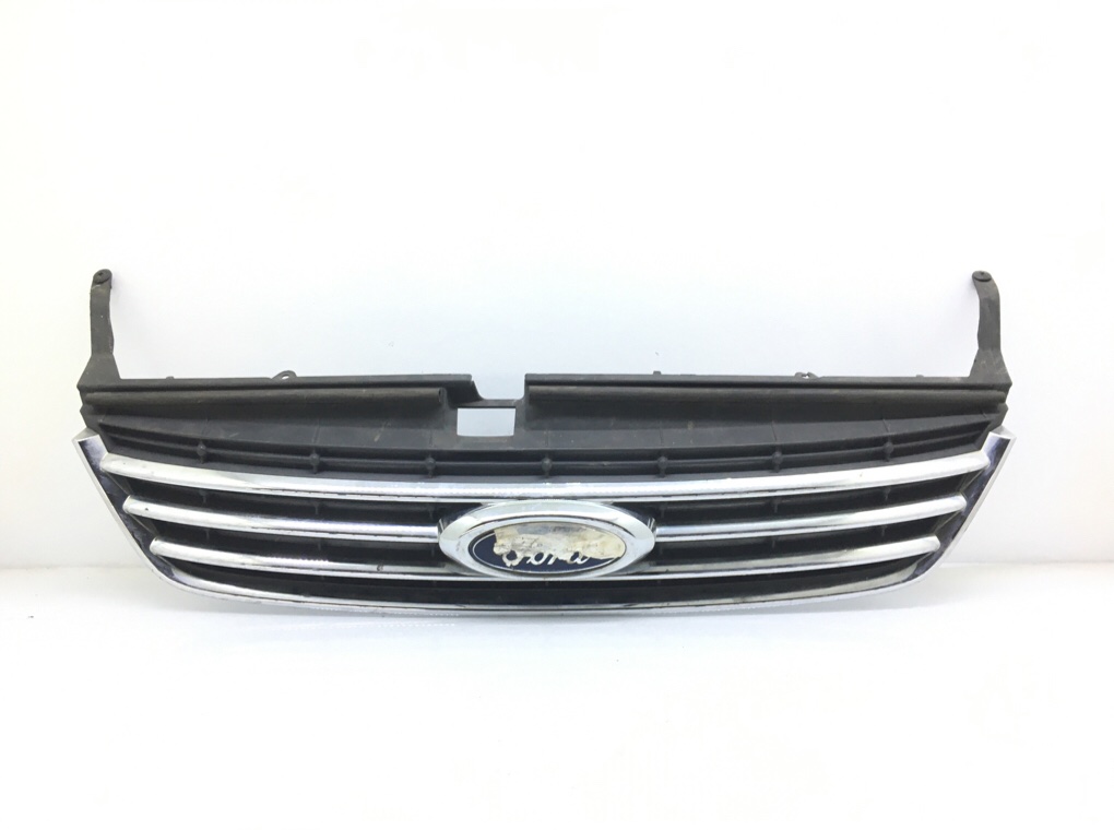 Решетка радиатора для Ford Mondeo, 2010 г. 2.0 TDCi дизель б/у