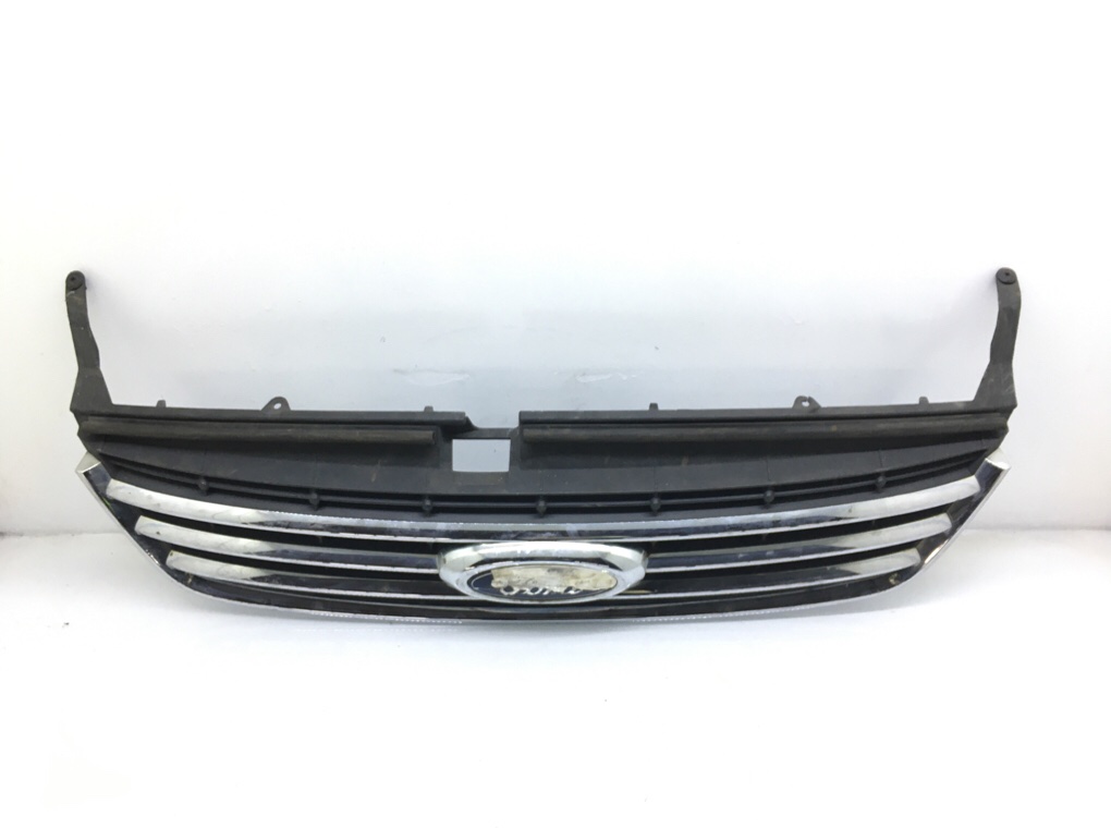 Решетка радиатора для Ford Mondeo, 2010 г. 2.0 TDCi дизель б/у — фото 2