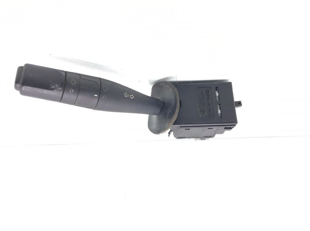 Переключатель подрулевой (стрекоза) для Peugeot Partner, 2002 г. 1.9 D дизель б/у