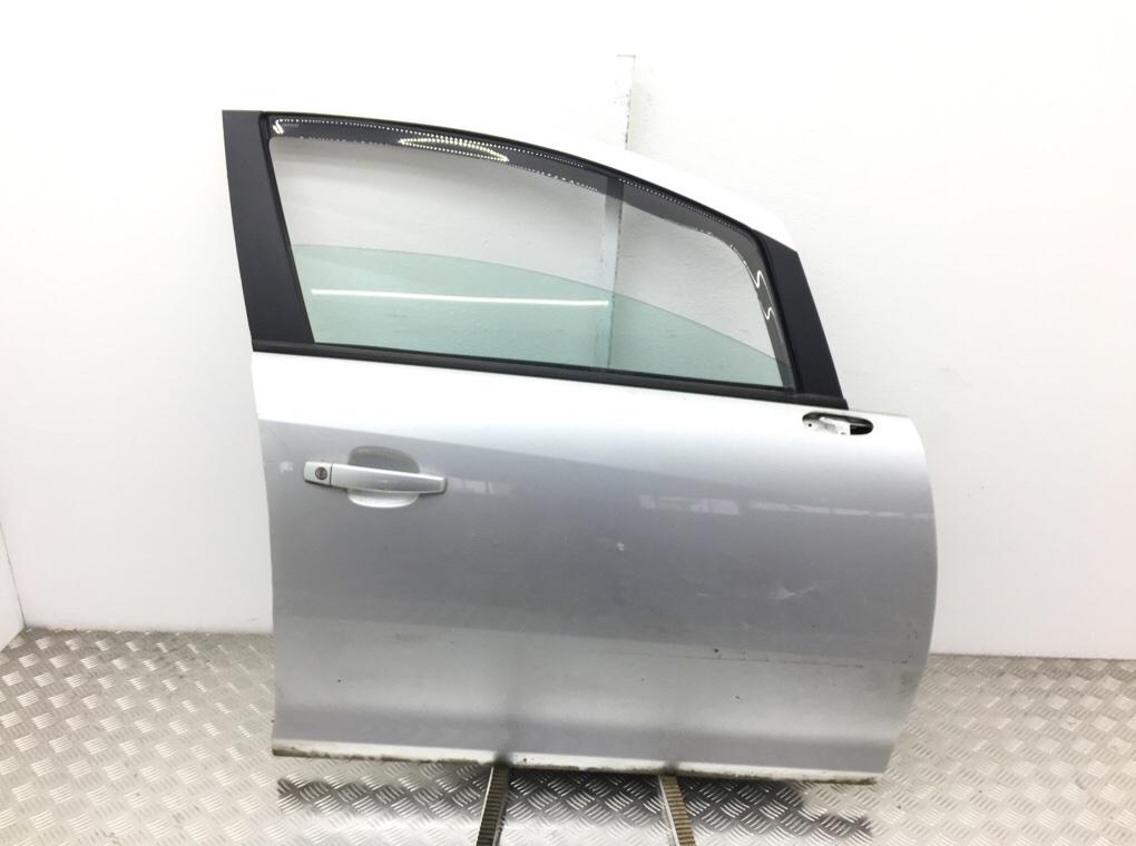 Дверь передняя правая для Opel Corsa, 2008 г. 1.4 i бензин б/у