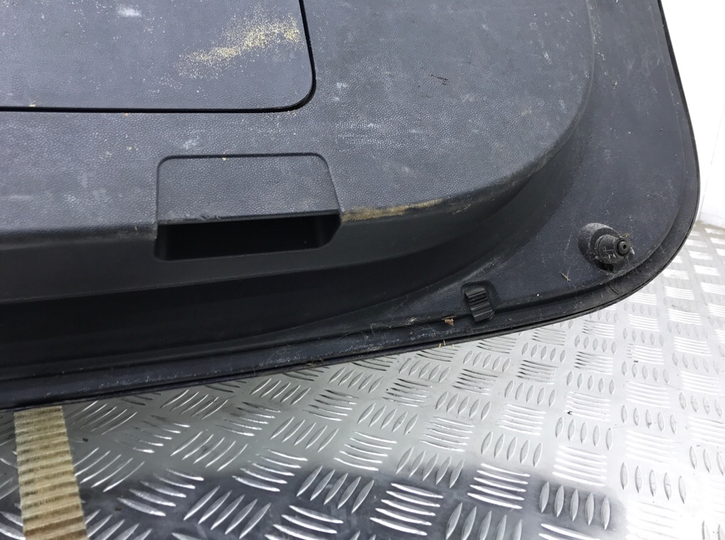 Крышка багажника для Mazda 5, 2010 г. 2.0 TD дизель б/у — фото 5
