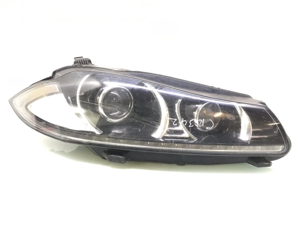 Фара правая для Jaguar XF, 2012 г. 2.2 TD дизель б/у