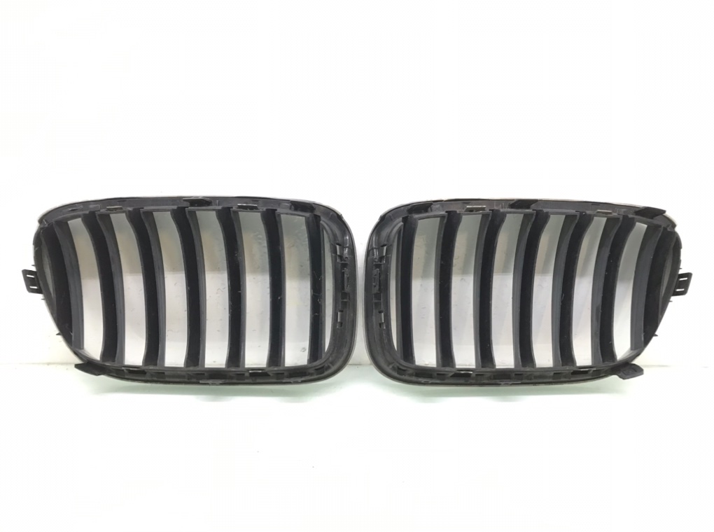 Решетка радиатора для BMW X3 F25, 2013 г. 2.0 D дизель б/у — фото 2