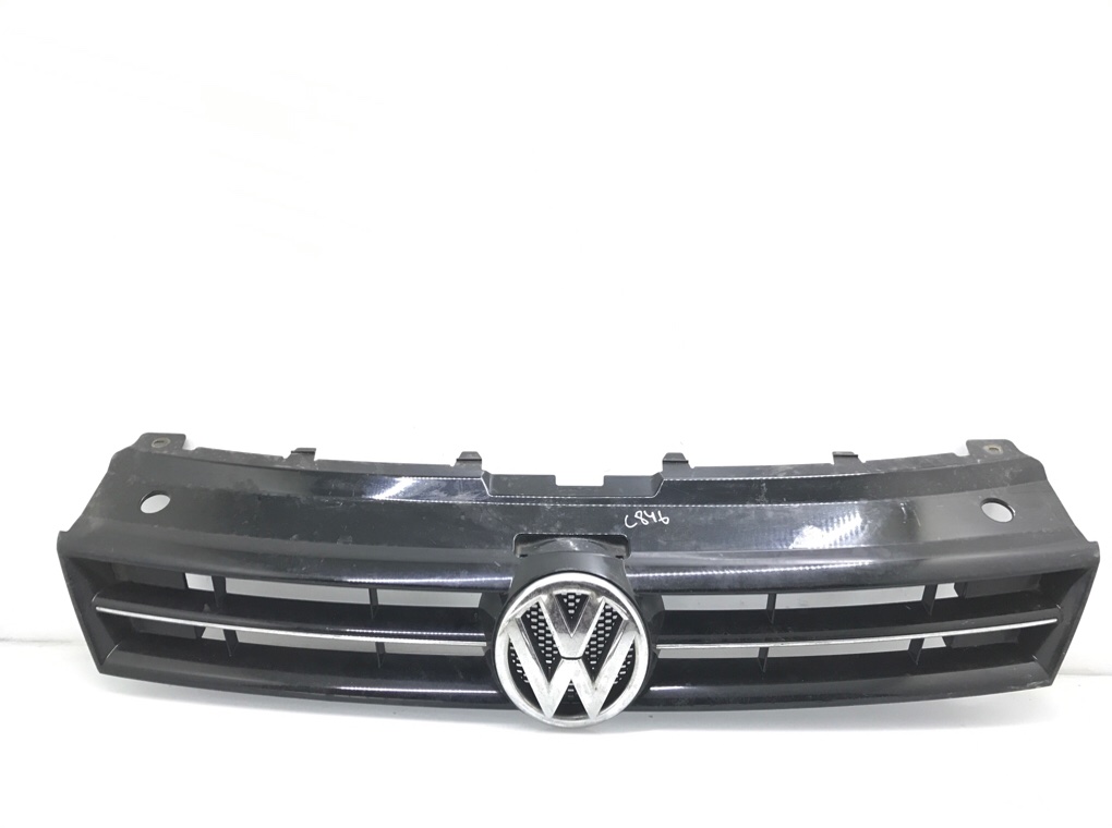 Решетка радиатора для Volkswagen Polo, 2012 г. 1.2 TDI бензин б/у