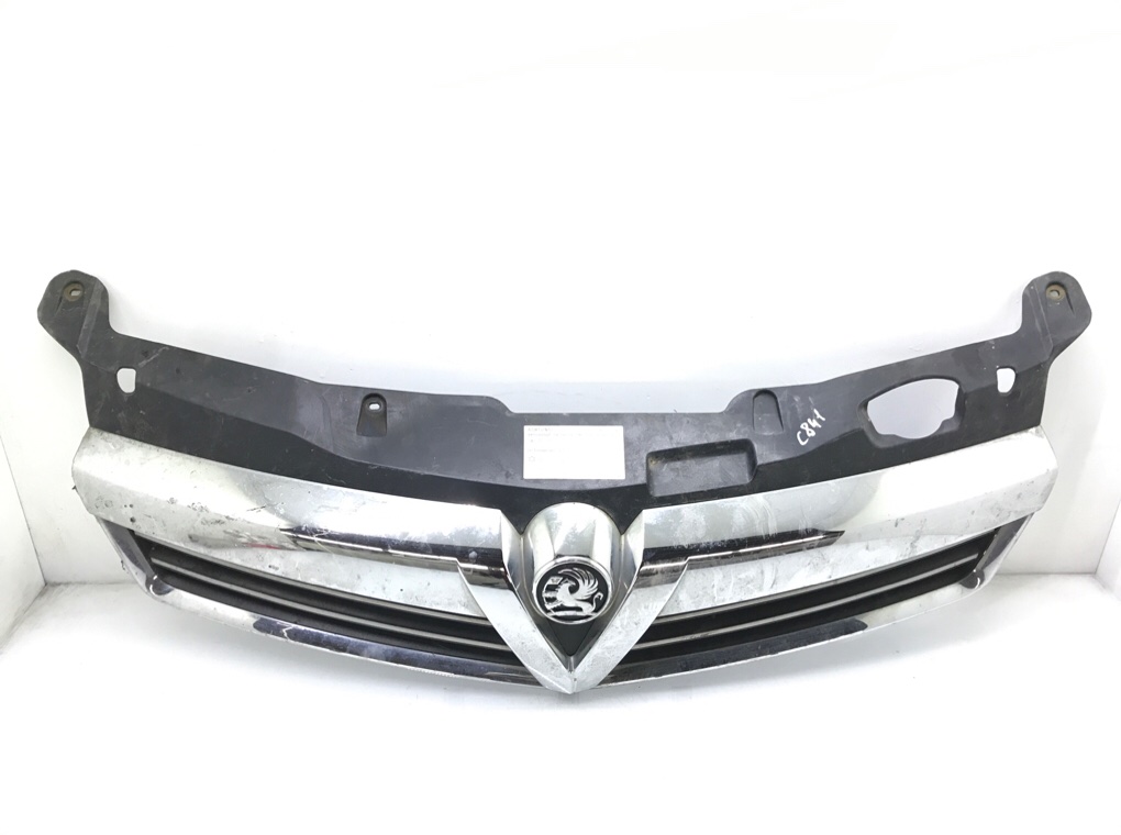 Решетка радиатора для Opel Astra, 2007 г. 1.3 CDTi дизель б/у — фото 2