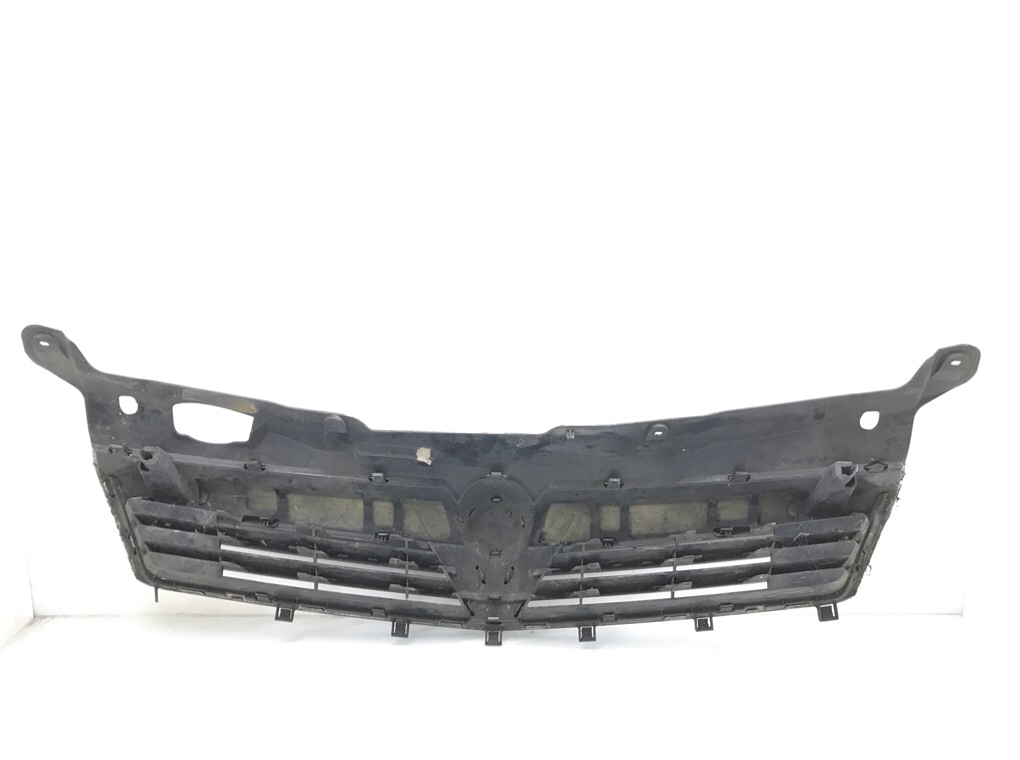 Решетка радиатора для Opel Astra, 2007 г. 1.3 CDTi дизель б/у — фото 3