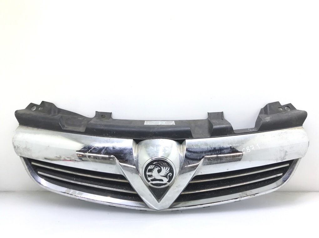 Решетка радиатора для Opel Zafira, 2010 г. 1.7 CDTi дизель б/у