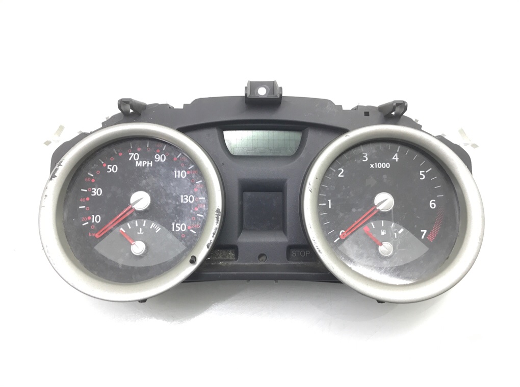 Щиток приборов (приборная панель) для Renault Megane, 2005 г. 1.6 i бензин б/у