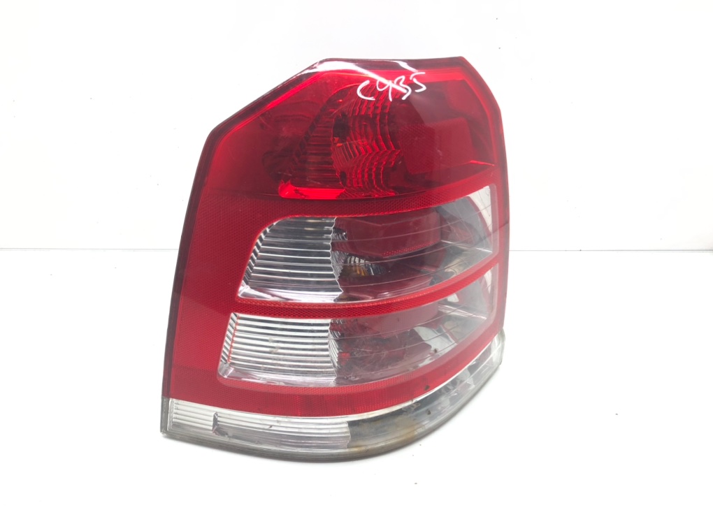 Фонарь задний левый для Opel Zafira, 2008 г. 1.6 i бензин б/у