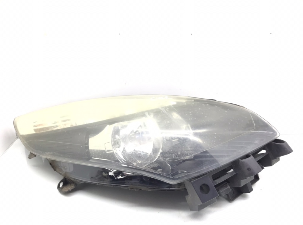 Фара правая для Renault Scenic, 2011 г. 1.5 DCi дизель б/у